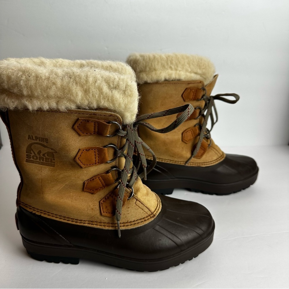Vintage 90s Sorel Alpine Boots Women's 7 Hand Crafted Canada Caribou Leather